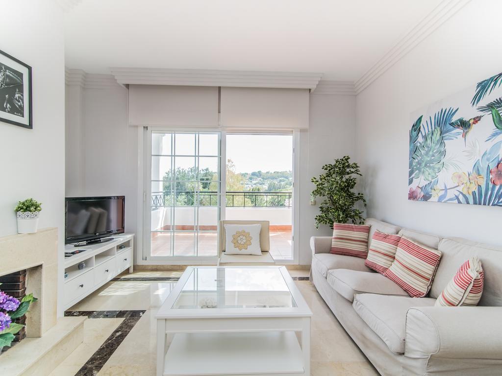 River Garden Spacious Penthouse Apartment Marbella